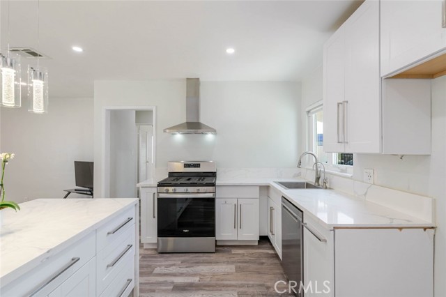 Detail Gallery Image 10 of 30 For 10777 Mountair Ave, Tujunga,  CA 91042 - 2 Beds | 1 Baths