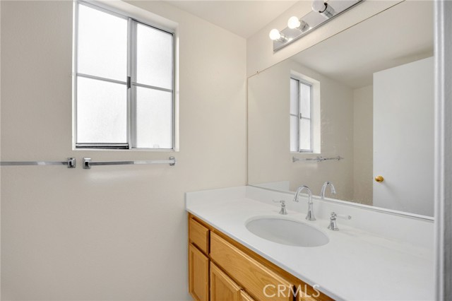 3631 Snowdrift Drive, Riverside CA: https://media.crmls.org/medias/bb1c30af-7546-46af-beef-95e2c77bcce0.jpg