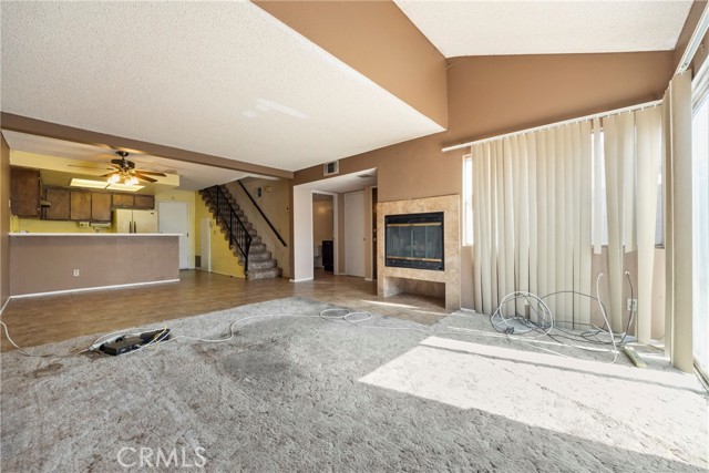 Detail Gallery Image 7 of 38 For 16590 Terrace Ln #G,  Fontana,  CA 92335 - 3 Beds | 2/1 Baths