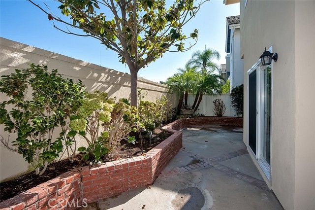 2720 Point Del Mar, Corona del Mar CA: https://media.crmls.org/medias/bb1d51bc-1998-4489-86b2-524cdf87067c.jpg