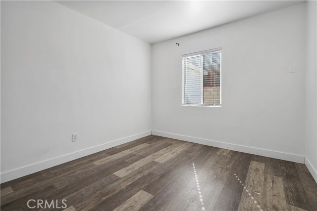 44043 Hoban Avenue, Lancaster CA: https://media.crmls.org/medias/bb1d62ee-8969-4be6-82ba-6affc8d490a0.jpg