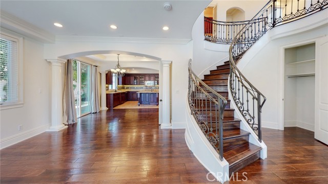 Detail Gallery Image 11 of 75 For 1102 Slauson Ln, Redondo Beach,  CA 90278 - 5 Beds | 4 Baths