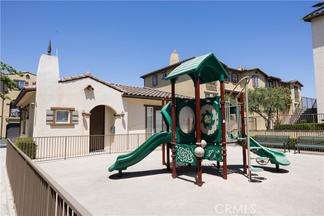 Detail Gallery Image 32 of 33 For 621 E 223rd St #C,  Carson,  CA 90745 - 3 Beds | 2/1 Baths