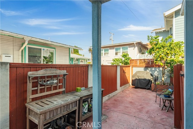 420 Broadway, Redondo Beach, California 90277, 4 Bedrooms Bedrooms, ,2 BathroomsBathrooms,Residential,For Sale,Broadway,SB26076613