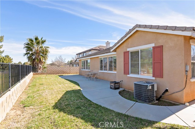 Detail Gallery Image 47 of 57 For 3607 Mountain Shadows Ct, Palmdale,  CA 93551 - 3 Beds | 3 Baths