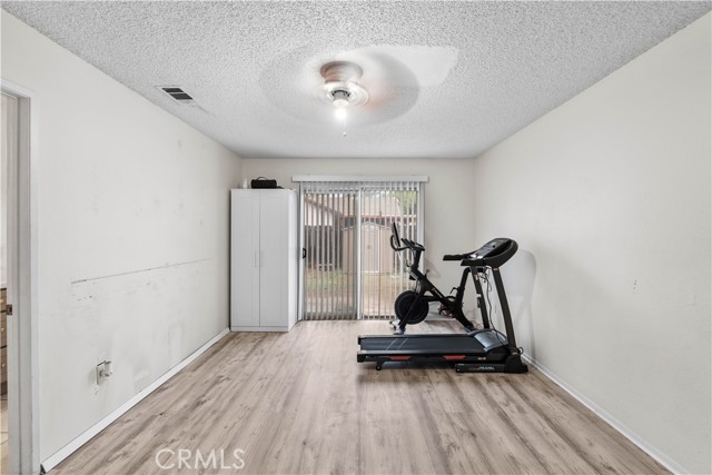 Detail Gallery Image 21 of 28 For 554 W Mariposa, Rialto,  CA 92376 - 4 Beds | 2 Baths