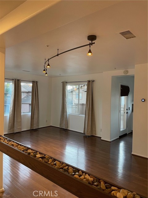 Detail Gallery Image 6 of 34 For 278 Woodcrest Ln, Aliso Viejo,  CA 92656 - 2 Beds | 2 Baths