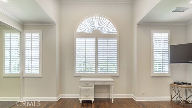 Detail Gallery Image 43 of 50 For 4461 Stern Ave, Sherman Oaks,  CA 91423 - 5 Beds | 4/1 Baths