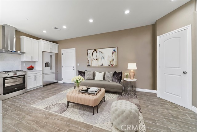 Detail Gallery Image 5 of 16 For 14099 Edwards St, Westminster,  CA 92683 - 3 Beds | 2/1 Baths