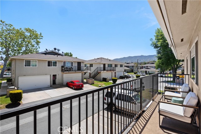 613 Avenida De La Plata, Newbury Park CA: https://media.crmls.org/medias/bb21bb23-c1b9-457d-92b0-38f27f778259.jpg