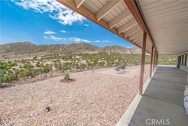 5329 Hubbard Road, Acton CA: https://media.crmls.org/medias/bb226d4f-45d4-41fa-843d-84a97e008571.jpg