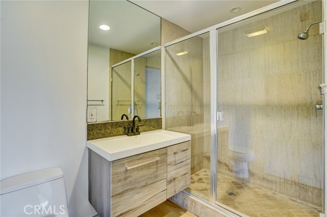 Detail Gallery Image 4 of 55 For 1352 La Mirada St, Laguna Beach,  CA 92651 - 3 Beds | 3/1 Baths