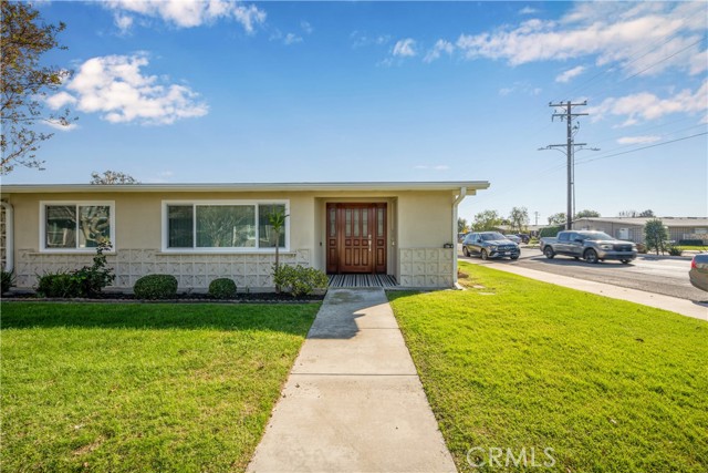 Detail Gallery Image 3 of 49 For 13180 St Andrews Dr 238g,  Seal Beach,  CA 90740 - 2 Beds | 1 Baths