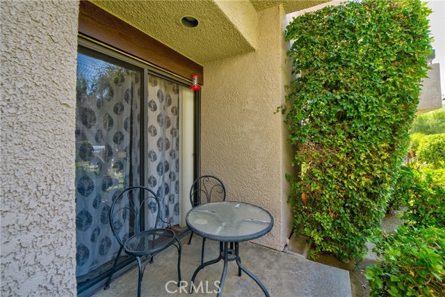 2601 S Broadmoor Drive, Palm Springs CA: https://media.crmls.org/medias/bb2414ec-5d3d-4841-9ab6-12a9fa407795.jpg