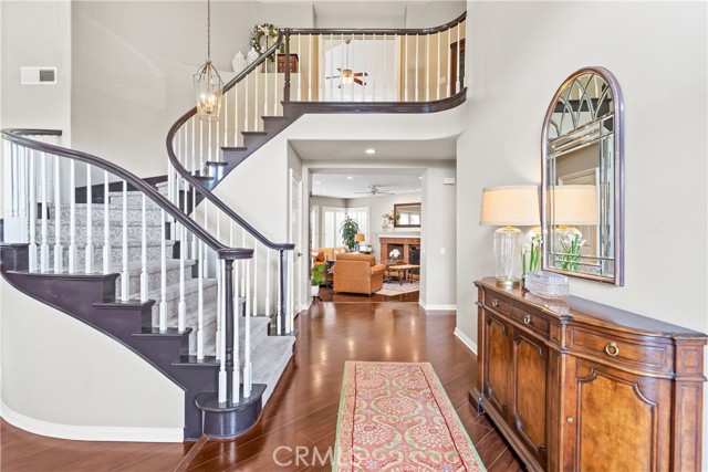 22432 Rosebriar, Mission Viejo CA: https://media.crmls.org/medias/bb2424b6-280f-45e5-8c5d-3865eaf71049.jpg