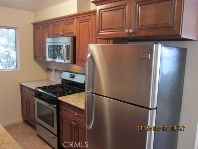 443 Bent Lower Laguna Beach, California Upgraded one bedroom & one bath. Easy walk to beach,town & access to freeways. Dual Pane Windows, Laminate wood floors throughout with tile in bath. New self-close cabinets in kitchen Granite Counter tops with stainless appliances including refrigerator, Stove, dishwasher & microwave. Walk-in closet, enclosed glass shower & tub. Dining area. One parking space & coin-op laundry on site. Tankless water supply unit & water is included in rent.
No smoking in unit or on property.