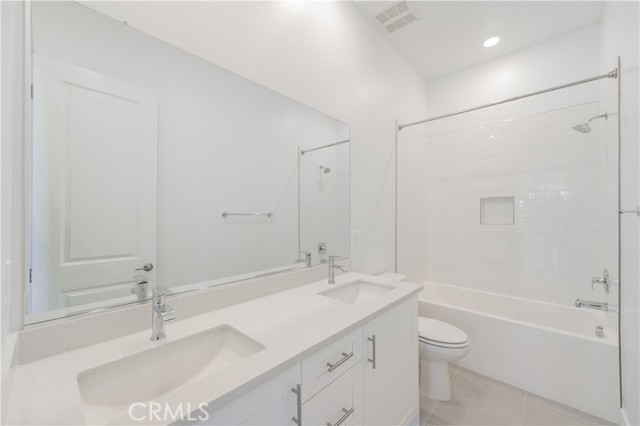 Detail Gallery Image 8 of 27 For 200 Carmine, Irvine,  CA 92620 - 4 Beds | 3 Baths