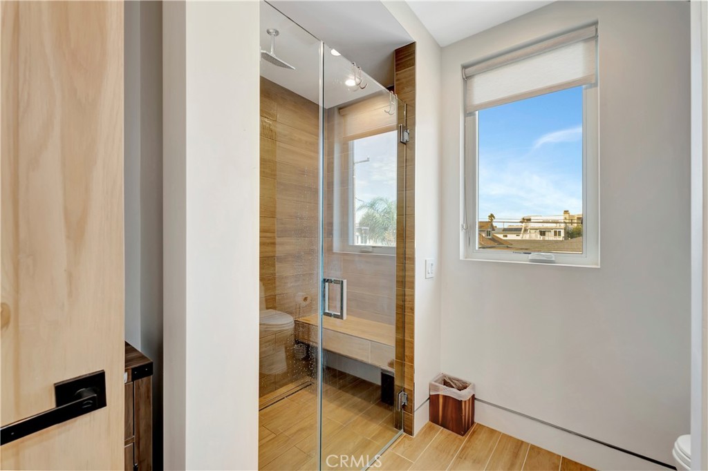 Bb256cd7 96e7 4b42 9ae5 Df805e03a832