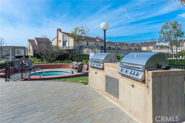 Detail Gallery Image 32 of 34 For 1024 W Lamark Ln, Anaheim,  CA 92802 - 3 Beds | 1/1 Baths