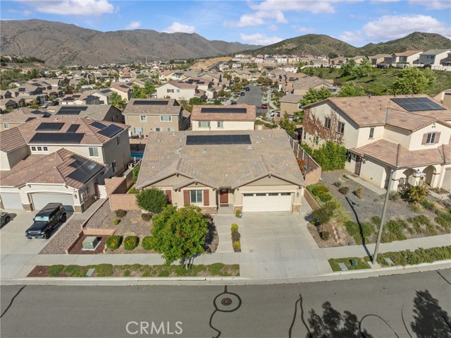 Detail Gallery Image 4 of 61 For 11066 Guffey Ranch Way, Corona,  CA 92883 - 4 Beds | 2 Baths