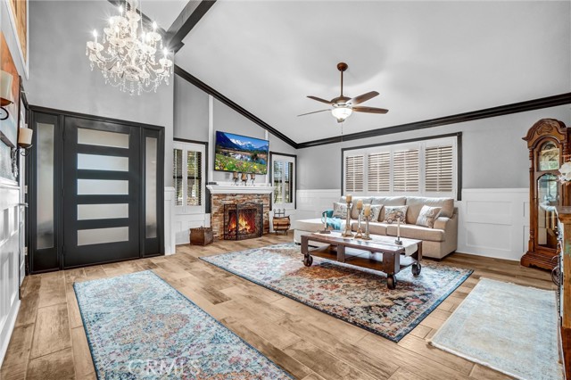 Detail Gallery Image 8 of 43 For 624 S Westhaven, Anaheim,  CA 92804 - 4 Beds | 2 Baths