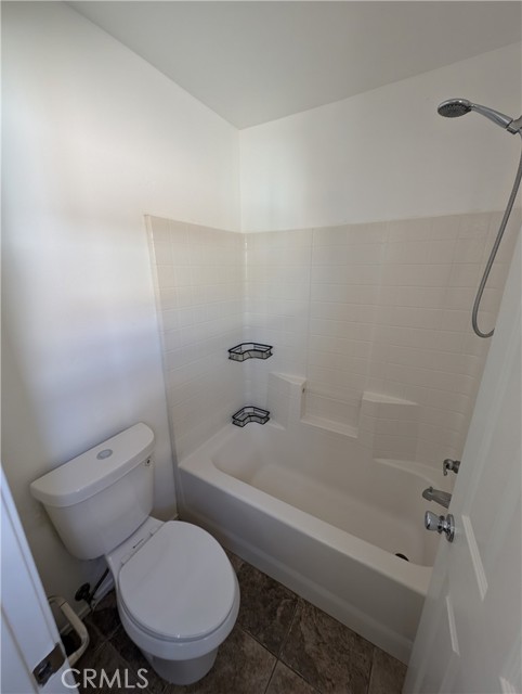 1911 Cefalu Court, Riverside CA: https://media.crmls.org/medias/bb27971d-4bc0-44e6-a897-31f453c70c3b.jpg