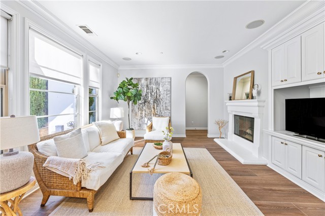 Detail Gallery Image 17 of 60 For 54 Valley Terrace, Irvine,  CA 92603 - 5 Beds | 4/1 Baths