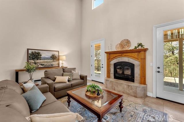 Detail Gallery Image 20 of 73 For 15125 N Kobbuntie Ct, Red Bluff,  CA 96080 - 5 Beds | 3/1 Baths