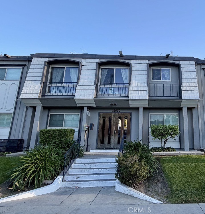 22030 Calvert #2