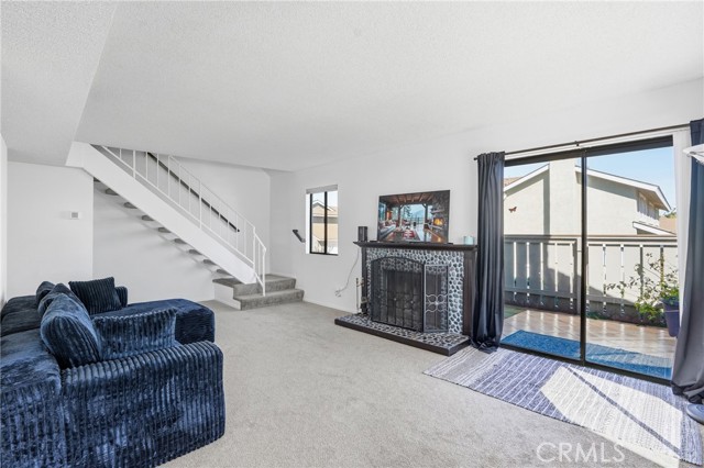 Detail Gallery Image 3 of 21 For 1193 E Foster, Santa Maria,  CA 93455 - 3 Beds | 1/1 Baths