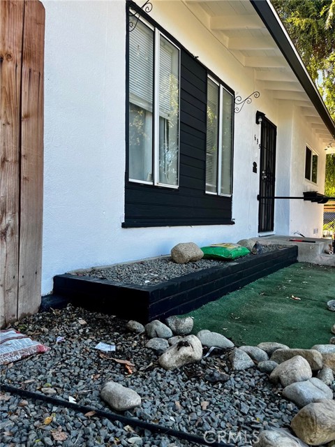 Detail Gallery Image 3 of 23 For 695 W 17th St, San Bernardino,  CA 92405 - – Beds | – Baths