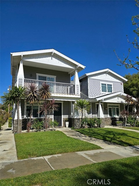 2317 Apple Avenue, Torrance CA: https://media.crmls.org/medias/bb2acd3a-2002-46e4-b116-9d88c25a999c.jpg