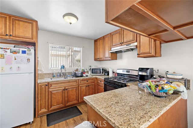 1107 Okoboji Drive, Arcadia CA: https://media.crmls.org/medias/bb2b40bb-19f7-4f06-bfa4-d85305b329a0.jpg