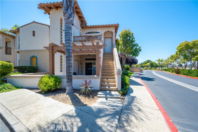 610 Sunrise Drive, Santa Maria CA: https://media.crmls.org/medias/bb2bc2df-e8eb-48d8-9313-125ce678f298.jpg
