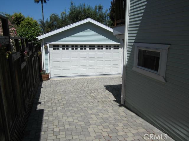 519 Francisca Avenue, Redondo Beach, California 90277, 3 Bedrooms Bedrooms, ,2 BathroomsBathrooms,Residential,Sold,Francisca,V12068332