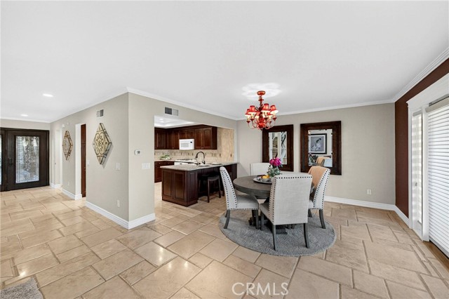 Detail Gallery Image 23 of 49 For 453 Pinehurst Ct, Fullerton,  CA 92835 - 3 Beds | 3 Baths