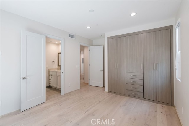 223 Irena Avenue, Redondo Beach, California 90277, 4 Bedrooms Bedrooms, ,4 BathroomsBathrooms,Residential,For Sale,Irena,SB25254754