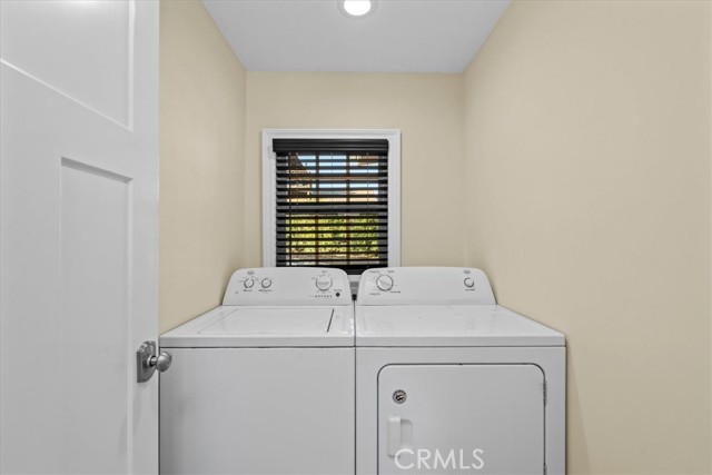 Detail Gallery Image 29 of 31 For 8471 Bedford Motor, Corona,  CA 92883 - 4 Beds | 4 Baths