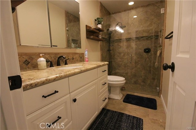 6221 Marina Pacifica N Drive, Long Beach CA: https://media.crmls.org/medias/bb2d4679-9cd7-4bce-b7a9-ca90562a9a7a.jpg