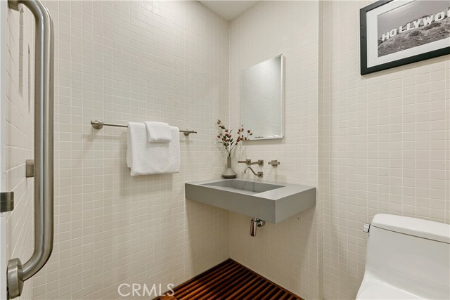 Detail Gallery Image 58 of 75 For 3762 Alta Mesa Dr, Studio City,  CA 91604 - 3 Beds | 3/1 Baths