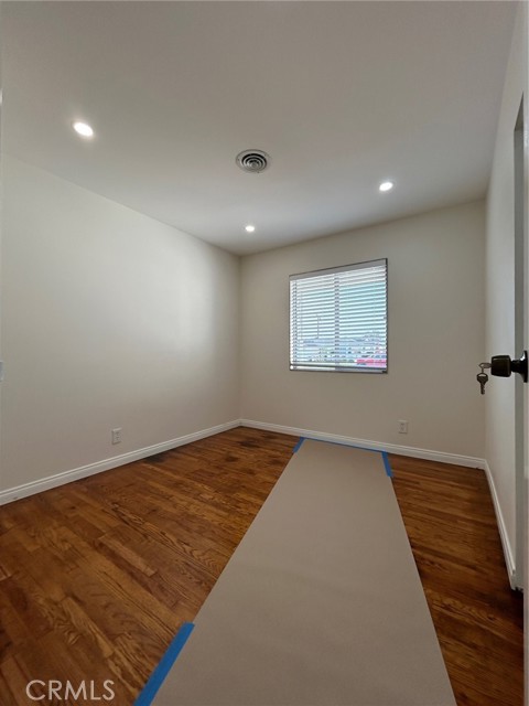 6401 Yale Circle, Huntington Beach CA: https://media.crmls.org/medias/bb2e2205-a274-4b3a-9d16-5def8aeecb98.jpg