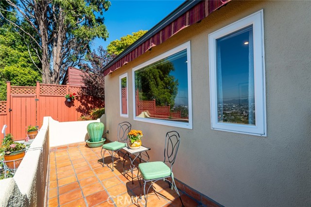 Detail Gallery Image 46 of 58 For 1404 Corona Dr, Glendale,  CA 91205 - 4 Beds | 2/1 Baths