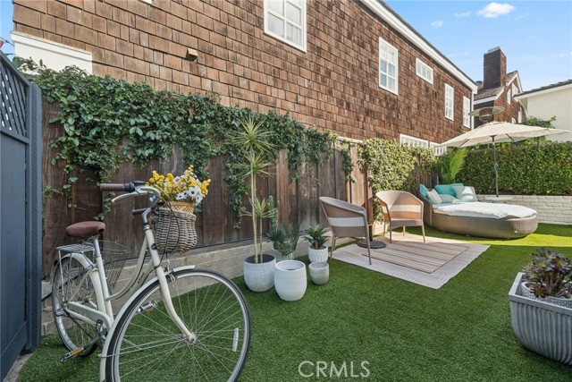 Detail Gallery Image 28 of 36 For 420 Acacia, Corona Del Mar,  CA 92625 - 3 Beds | 2 Baths