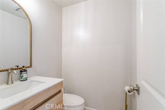 Detail Gallery Image 34 of 51 For 19707 Green Mountain Dr, Newhall,  CA 91321 - 4 Beds | 3 Baths