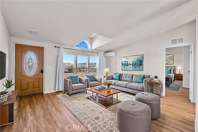 Detail Gallery Image 6 of 74 For 628 Landers Ln, Yucca Valley,  CA 92284 - 4 Beds | 2 Baths