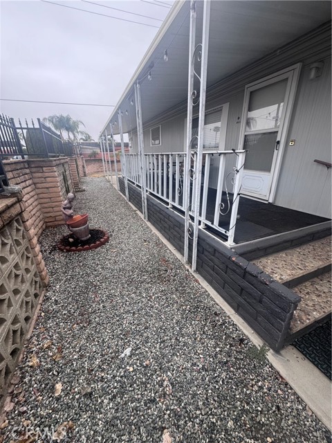 Detail Gallery Image 3 of 17 For 880 N Lake St #55,  Hemet,  CA 92544 - 2 Beds | 2 Baths