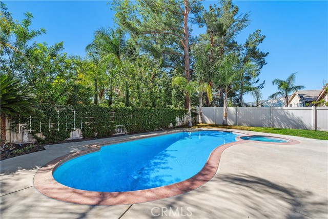 Detail Gallery Image 39 of 42 For 31665 via Cordoba, Temecula,  CA 92592 - 4 Beds | 3 Baths