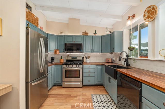 Detail Gallery Image 12 of 44 For 31727 Highview Dr, Redlands,  CA 92373 - 2 Beds | 1 Baths