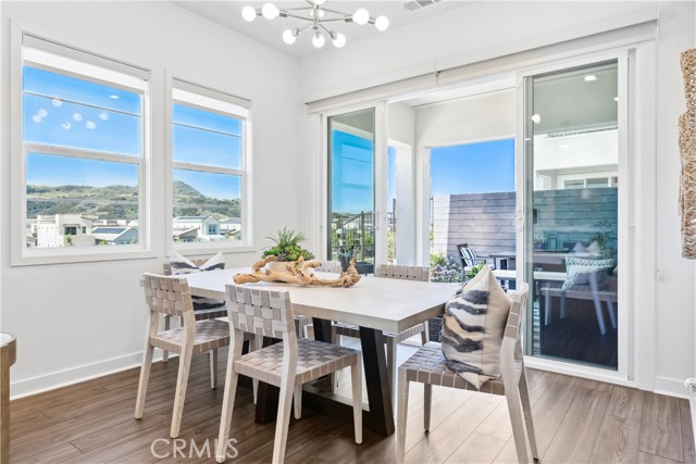 Detail Gallery Image 9 of 75 For 734 Sunrise Rd, Rancho Mission Viejo,  CA 92694 - 3 Beds | 3 Baths