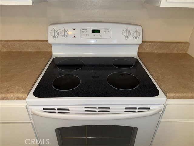 26316 Brandywine Drive, Menifee CA: https://media.crmls.org/medias/bb322504-9f3c-40bf-9314-18f9fa547307.jpg